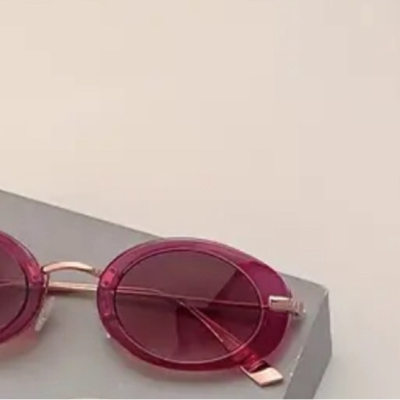 Unique Rose tinted Sunglasses ??